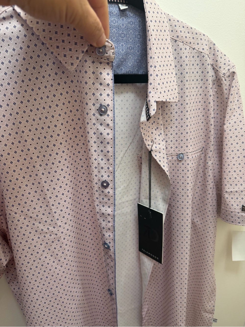 7 Diamonds Men's Light Pink Short Sleeve Button Down with Micro Pattern - Picture 8 of 12